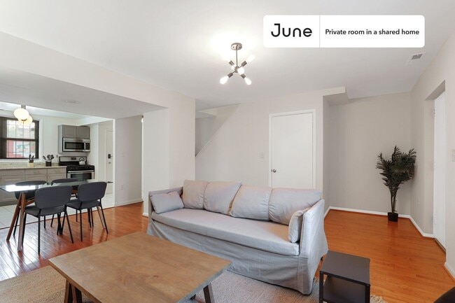 Foto del edificio - Room in Shared 5 bed/2 bath home