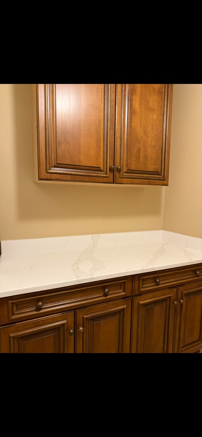 Fotografía del edificio - 4043 NW Cinnamon Tree Cir