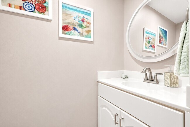 Foto del edificio - 404 S Beach St