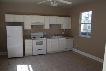Foto del edificio - 7820 Cohn St