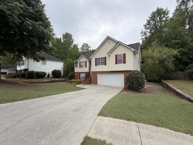 Photo - Pet friendly home with Mill Creek Schools