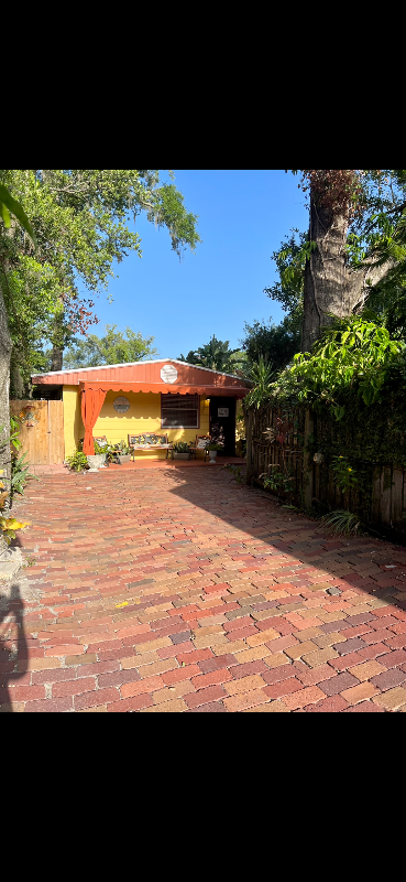 Building Photo - 2216 Formosa Ave