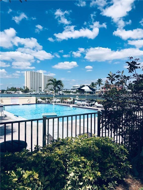 Foto del edificio - 7405 Bay Island Dr S
