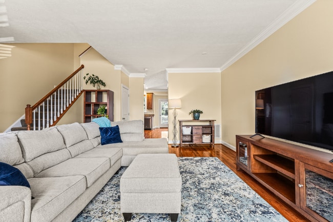 Building Photo - 375 Blue Stone Hills Dr