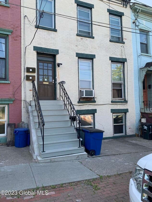 169 Eagle St Unit Bsmt, Albany, NY 12202 Room for Rent in Albany, NY