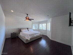 Building Photo - 2536 Mesa Verde Terrace