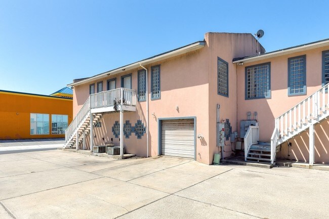Building Photo - 4000 Padre Blvd