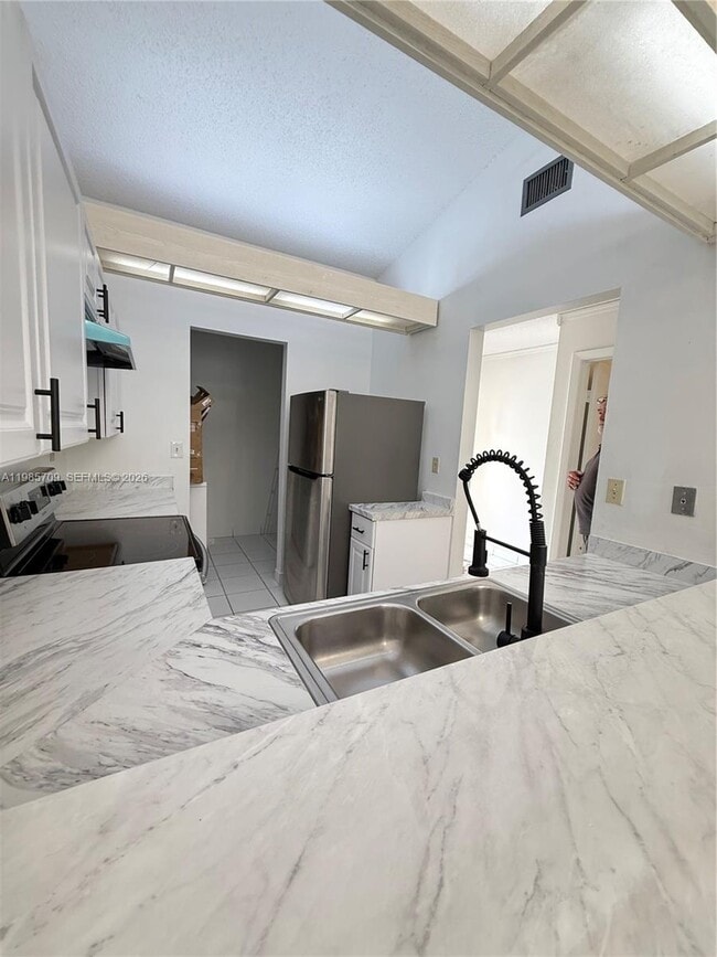 Foto del edificio - 12324 SW 148th Terrace