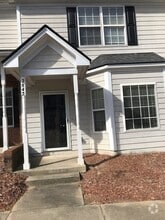 Building Photo - 2845 Bennington Dr