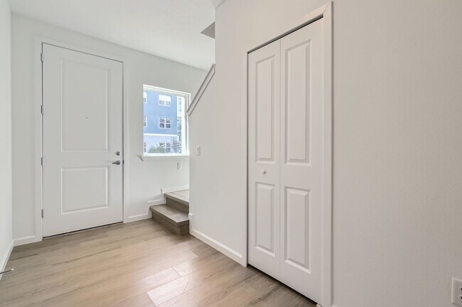 Building Photo - 1217 Southstation Pl