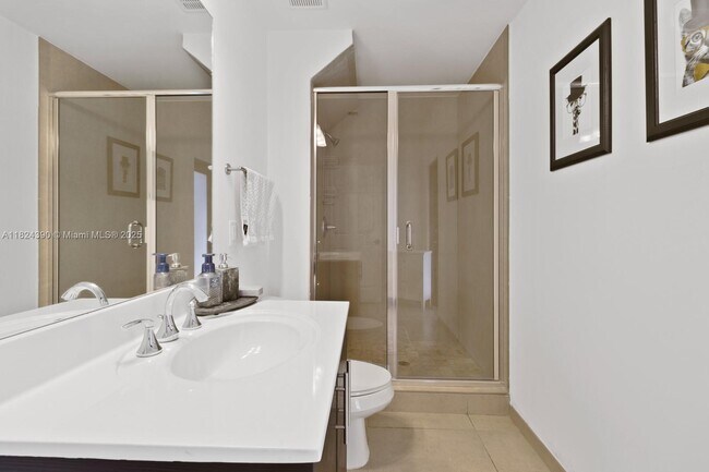 Foto del edificio - 10545 NW 69th Ter