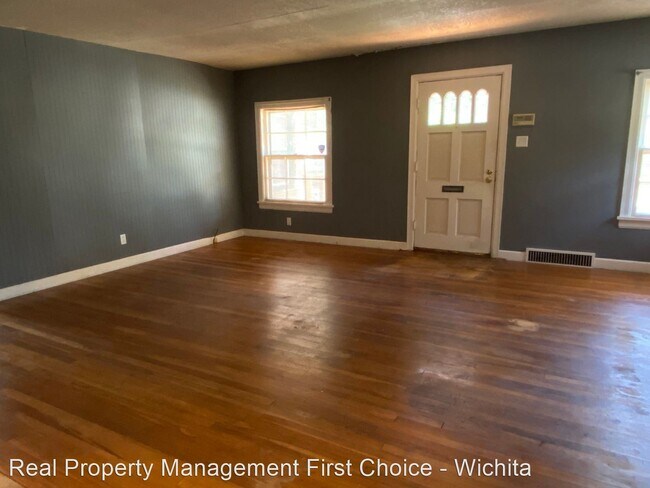 Building Photo - 3 br, 1.5 bath House - 603 N Dellrose