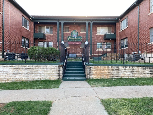 Building Photo - 3019 N Lee Ave