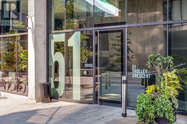 Building Photo - 51 Trolley Cres