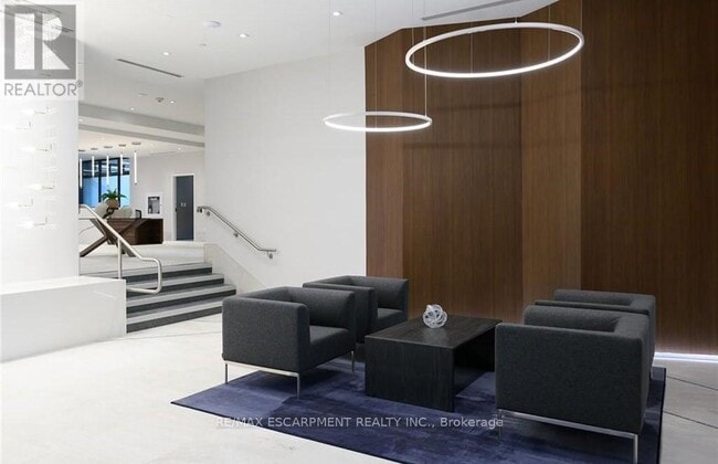 Building Photo - 385 Winston Rd