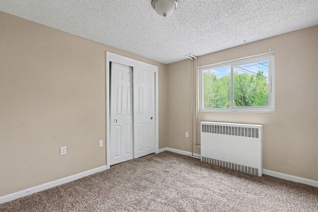 Foto del edificio - 1117 Cooper Ave