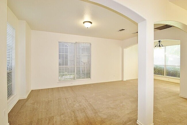 Foto del edificio - 3666 Smoke Tree Trail