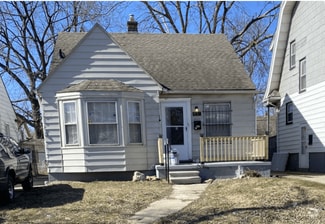 Building Photo - 9187 Mendota St