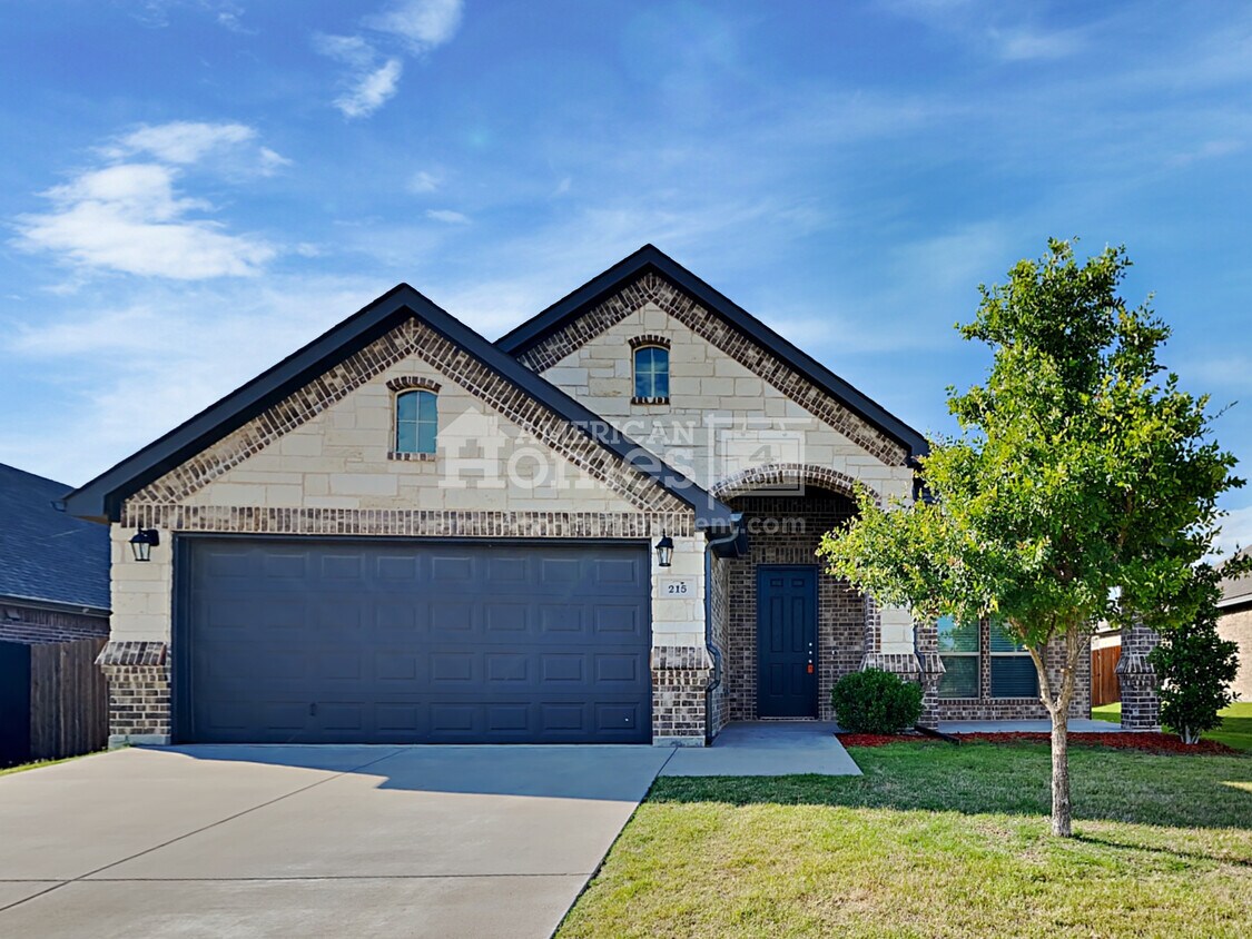 215 Buckskin Drive House Rental in Waxahachie, TX
