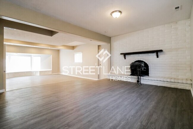 Foto del edificio - REDUCED!