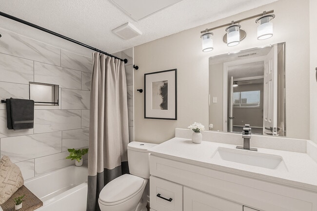 Bathroom - Greenhill Apartments
