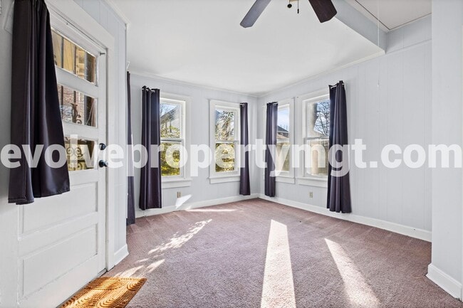 Building Photo - 246 N Watkins St