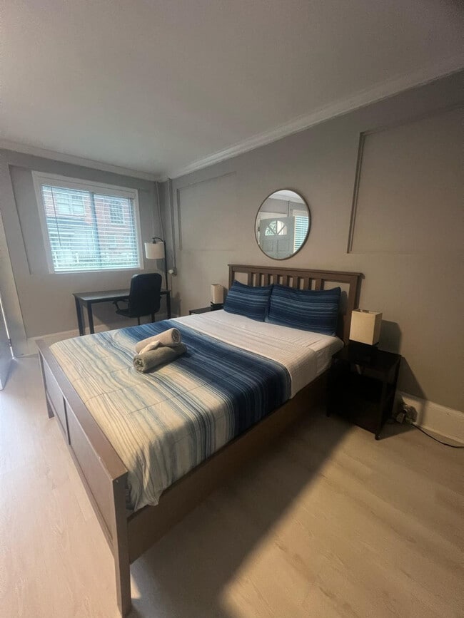 Foto del edificio - 1323 Briarcliff Rd NE