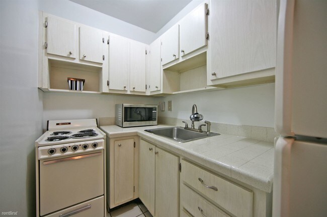 Foto del edificio - 660 NE 78th St