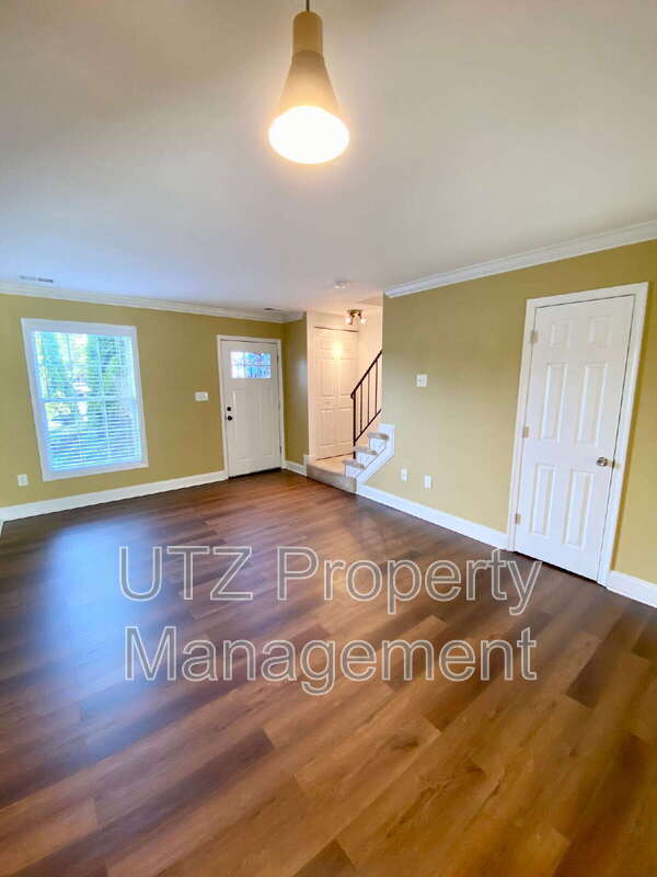 Foto del edificio - 538 Wellington Ct