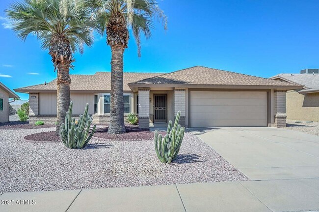 Foto del edificio - 14227 W Yosemite Dr