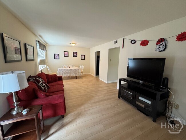 Foto del edificio - 250 Little St