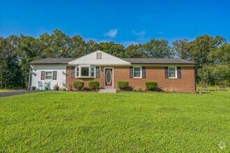 Building Photo - 8265 Warren Dr