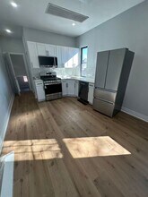 Building Photo - 430 Dickinson St