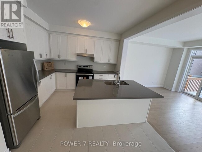 Building Photo - 14 Harvey Bunker Cres