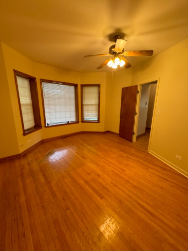 Primary Photo - 5724 W Lake St