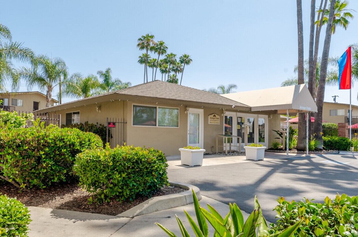 Arroyo Vista Apartments In Garden Grove Ca Westside Rentals