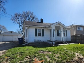 Building Photo - 610 McKinley Ave