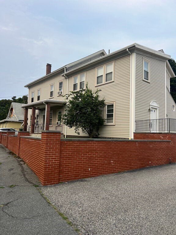 10 Cliff St, Quincy, MA 02169 House Rental in Quincy, MA