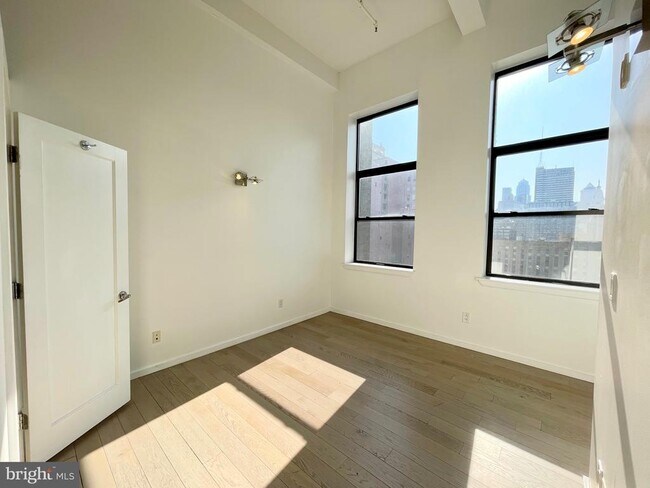 Foto del edificio - 726 Market St