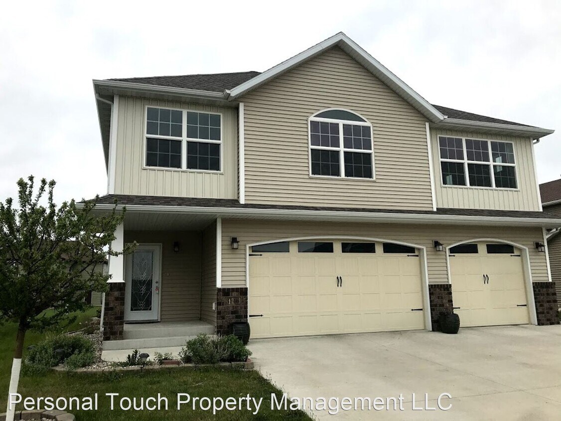 Primary Photo - 4 br, 3 bath House - 3146 7th St E