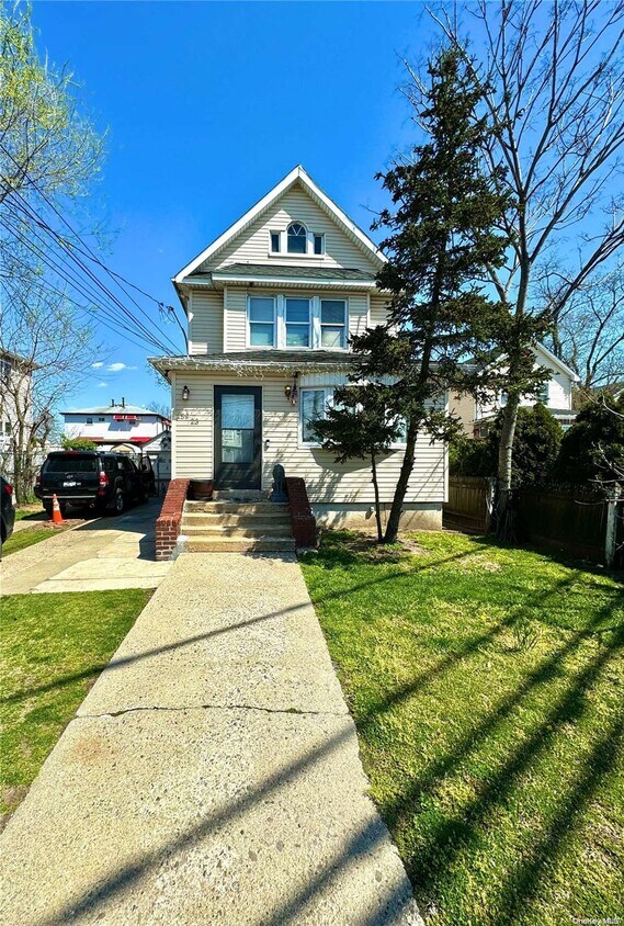 Primary Photo - 259-23 Francis Lewis Blvd