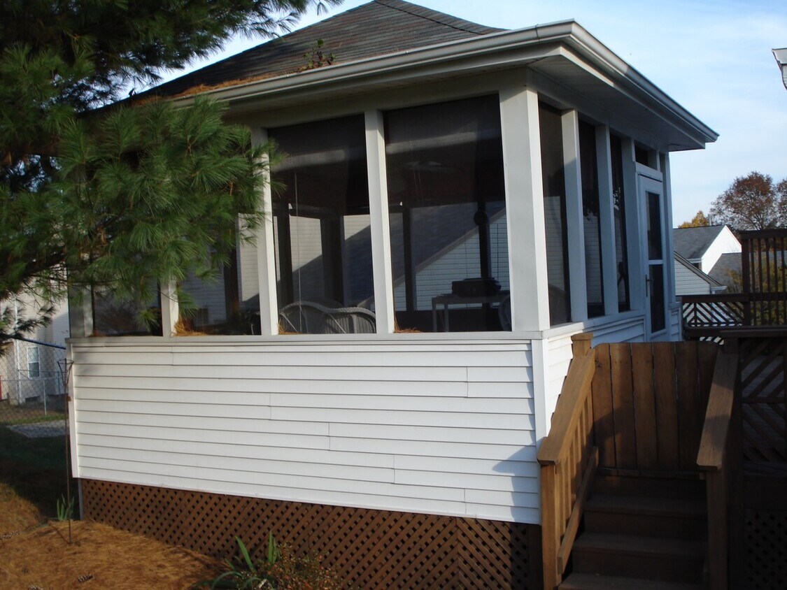 Building Photo - 4410 Tuskeegee Pl