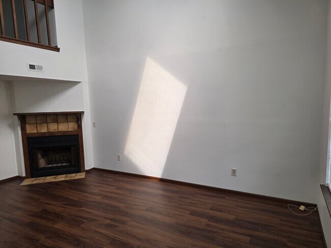 Foto del edificio - 9936 Locust St