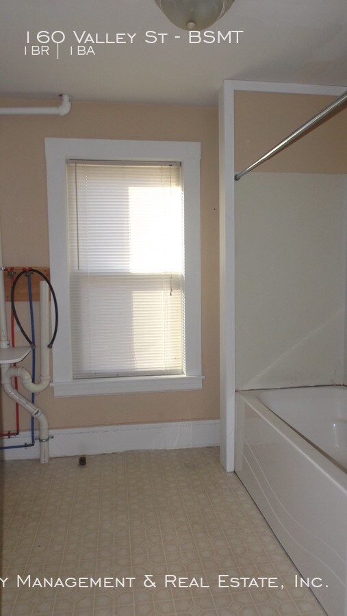 Foto del edificio - 160 Valley St