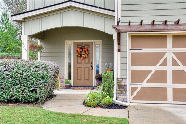 Building Photo - Grovetown Beautiful House