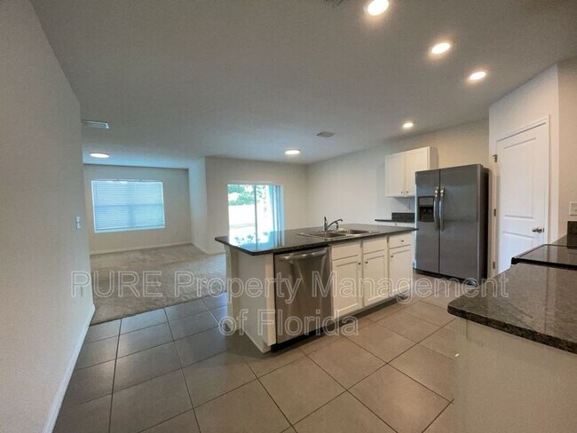 Foto del edificio - 4950 NE 15th Pl