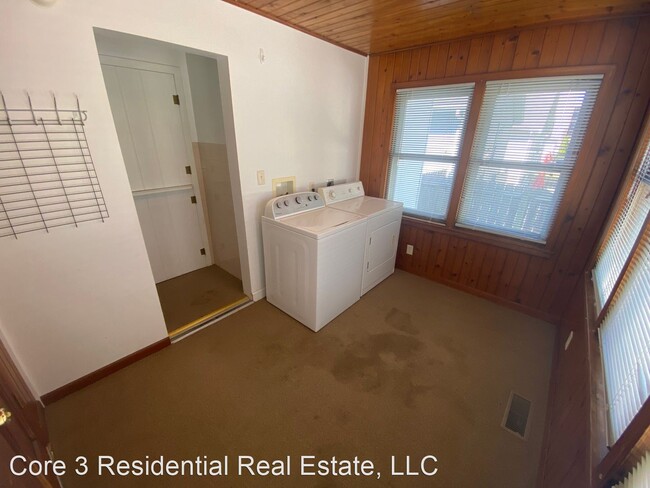 Building Photo - 2 br, 1 bath House - 700 Cullom