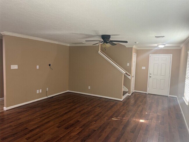 Building Photo - 15326 Trinity Meadow Dr