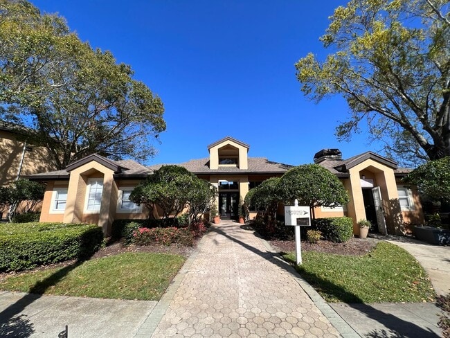 Building Photo - 7618 Pissarro Dr