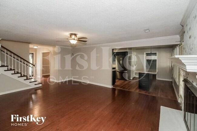 Foto del edificio - 3507 Christy Ln